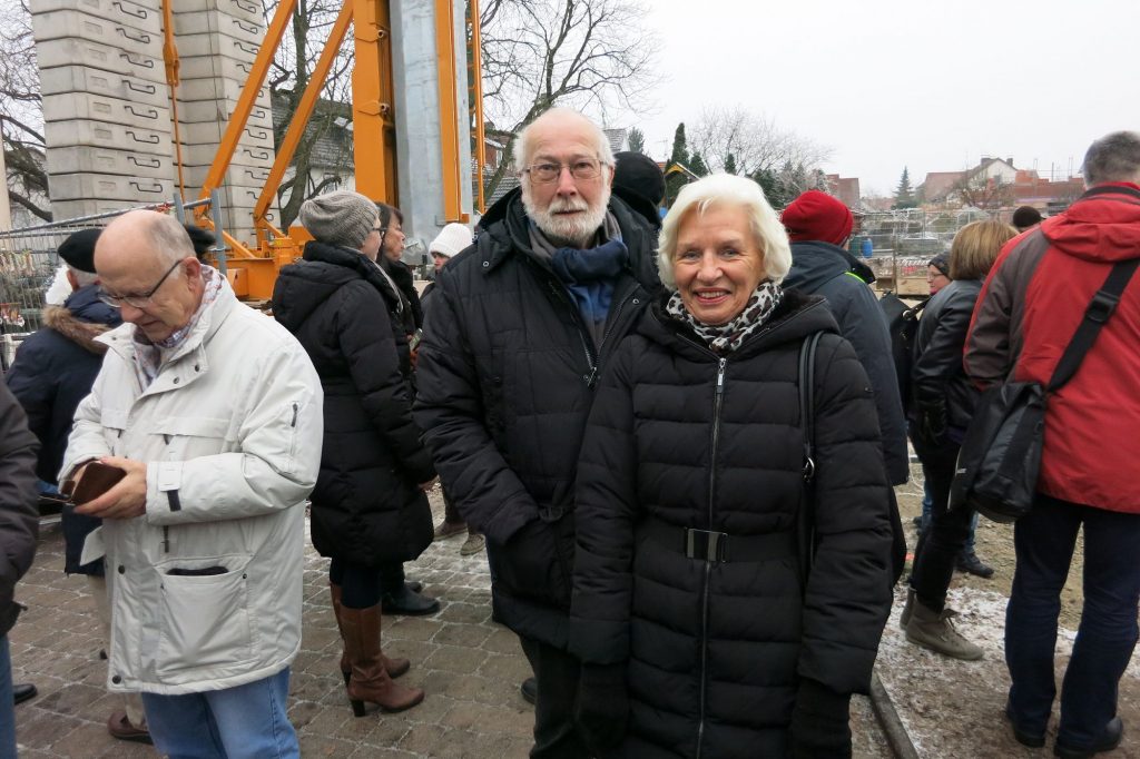 Grundsteinlegeung LEG 1-1024x682 in Endlich der neue Hort – und zwar auf dem Schulgelände