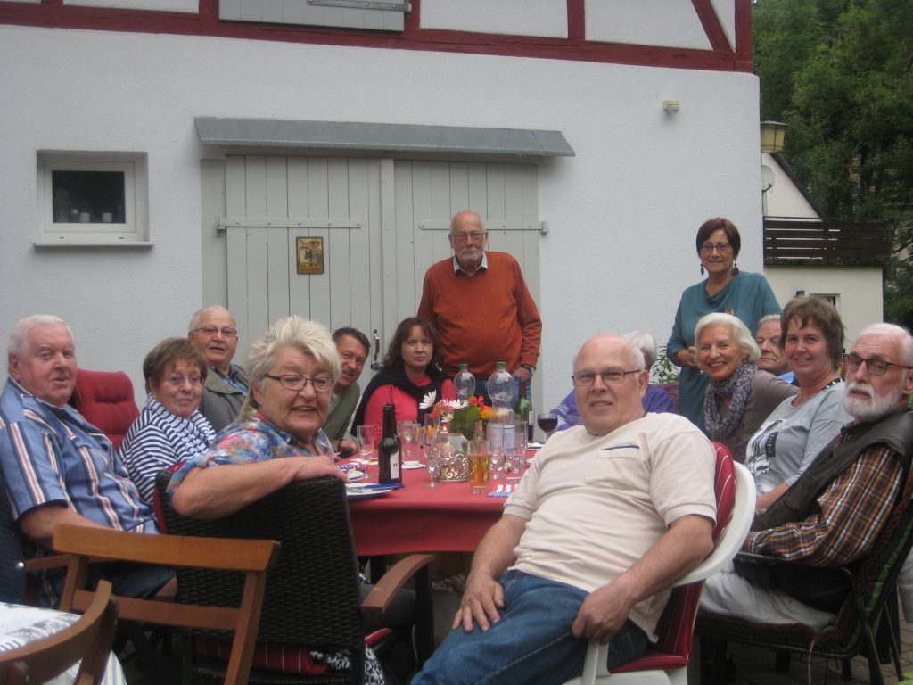 AK2017 2-1024x768 in „Anne und Klaus“ – In der Kasseler Straße von Fuldatal wurde ein großes Fest gefeiert.