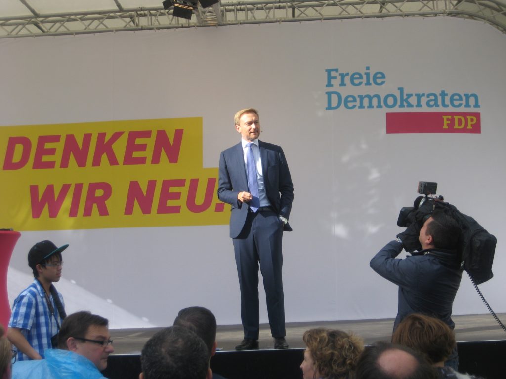 BTW2017-Linder 1-1024x768 in Höhepunkt des liberalen Wahlkampfes in der Region: Christian Lindner besuchte Kassel.